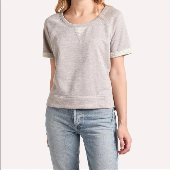 Cupcakes and Cashmere Jo Lurex French Terry Top - Picture 1 of 8